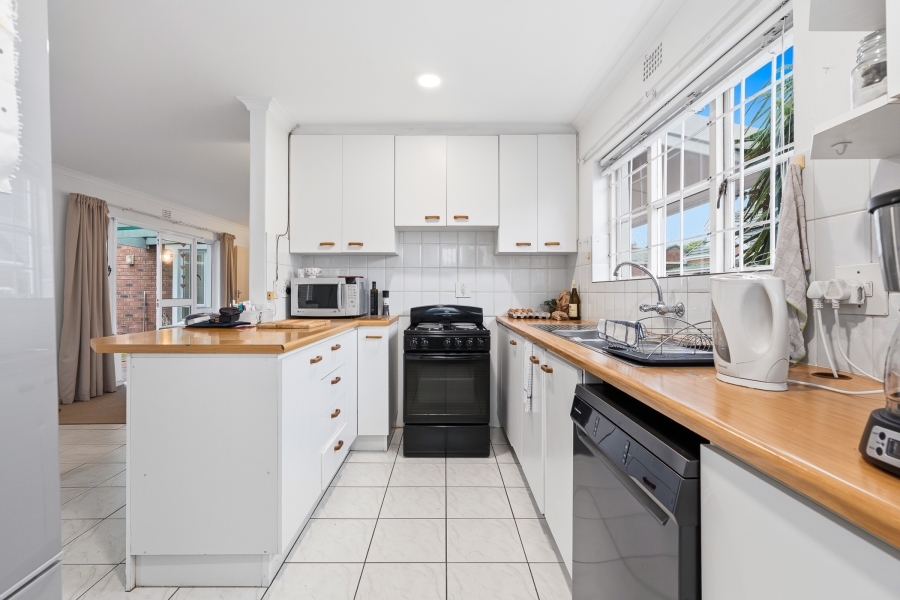 3 Bedroom Property for Sale in Pinelands Western Cape